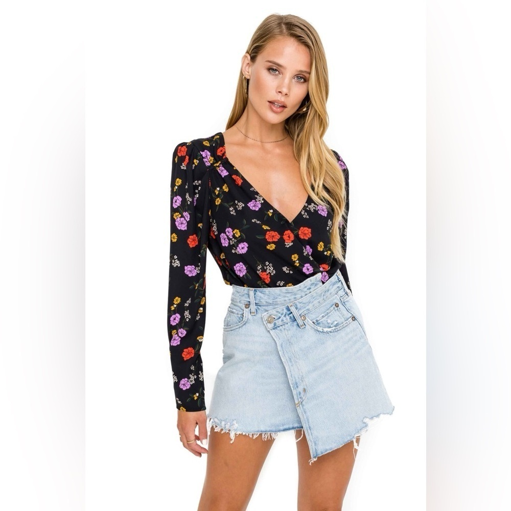 ASTR the Label Floral Print Faux Wrap Bodysuit Surplice Long Sleeve Size M